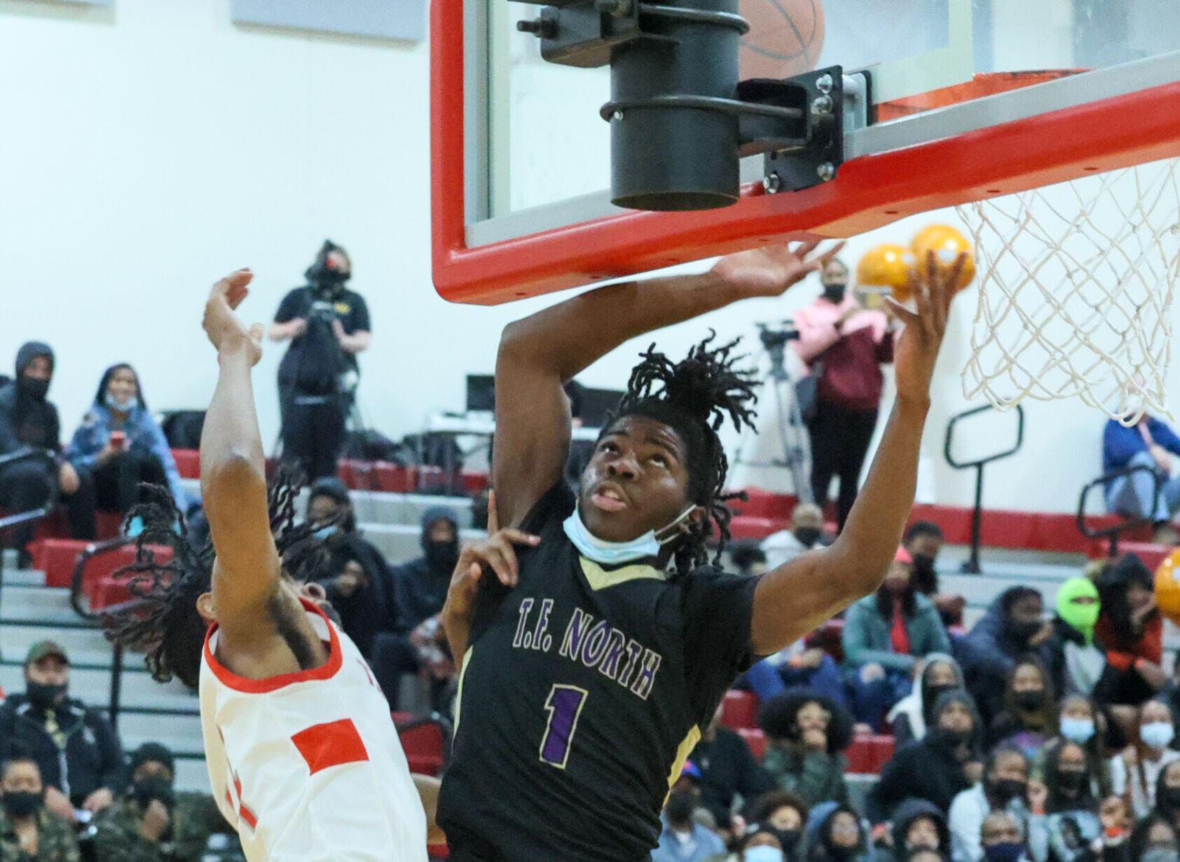 Boys basketball - TF North visits TF South